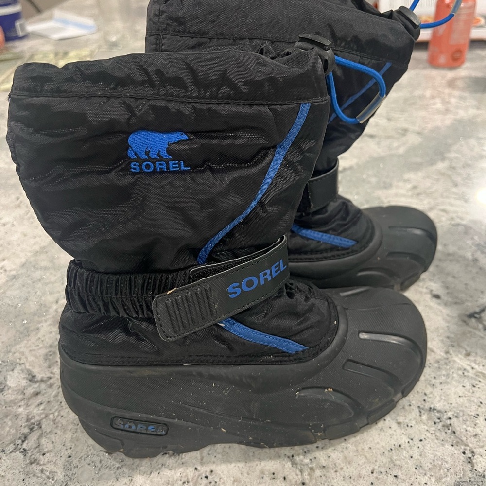 Kids winter boots